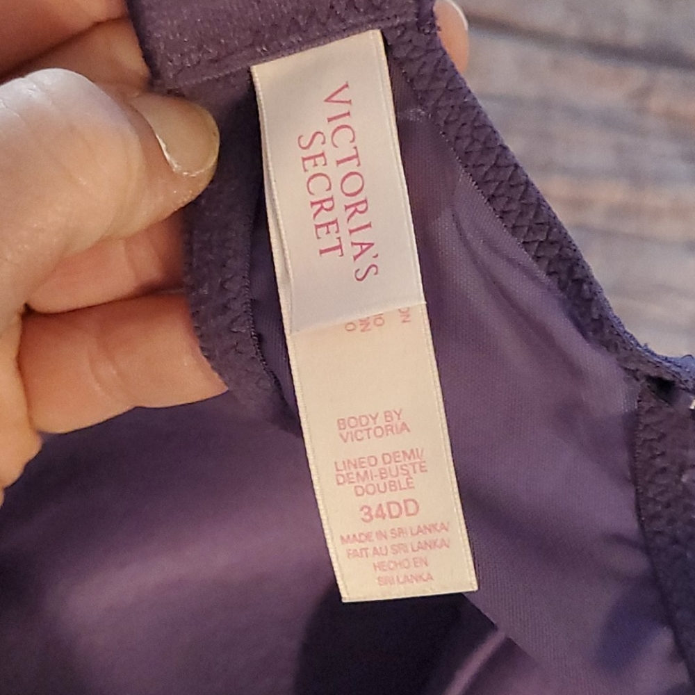 Bra - Picture 2 of 2